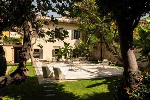 San Niccolo Apartment | Numa Florence Palazzo San Niccolò