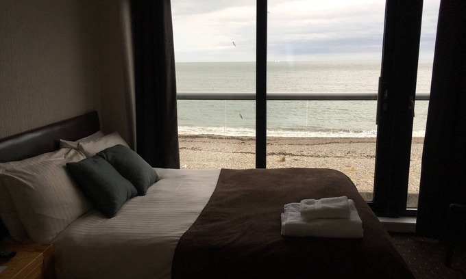 Stonehaven Hotel | Number 44 Hotel & Bar