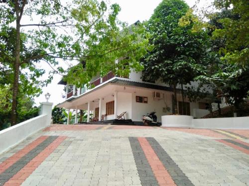 Todupulai House | Nutmeg valley