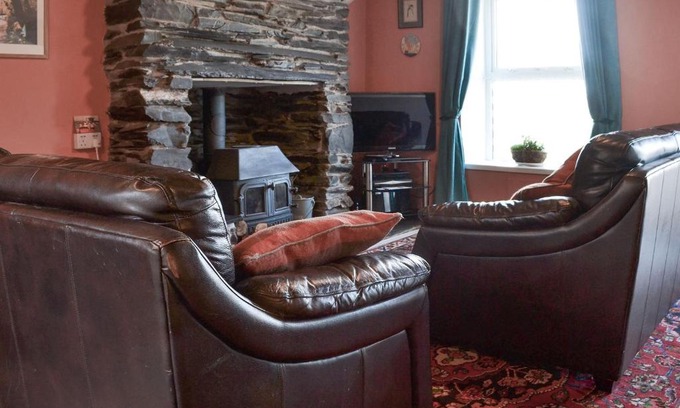Bangor House | Nythfa