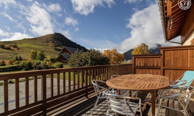 Albiez-le-Vieux House | O'mikely - LE Mickey