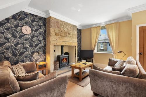 Lesbury House | Oak Cottage - North East Escapes