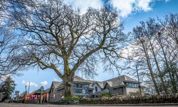 Balmaha Hotel | Oak Tree Inn