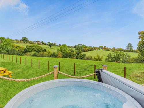 Welshpool House | Oak-Uk36258