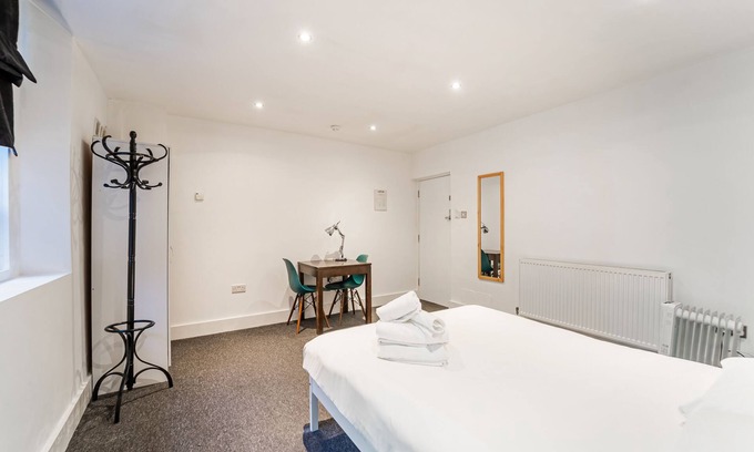 Clifton House | Oakfield Place Townhouse