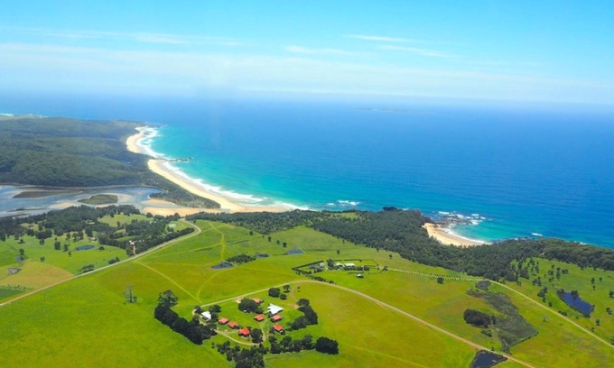 Corruna Cottage | Oakleigh Farm Cottages are set on a 63 acre farm, with ocean Views
