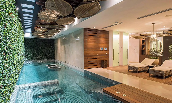 12th Street Villa | Oasis 12