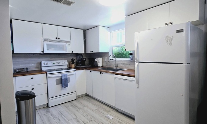 Sugar House Apartment | Oasis on East Bench - Centrally Located to SLC Airport Downtown Ski/Hiking