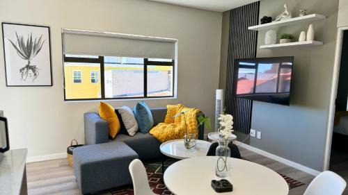 Cape Town Apartment | Obs Centre Twin Peaks