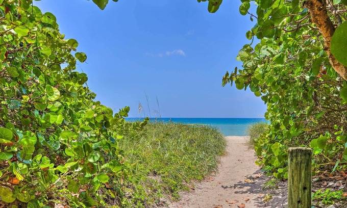 Hutchinson Island South House | Ocean Access Jensen Beach Home: Dock & Lanai!