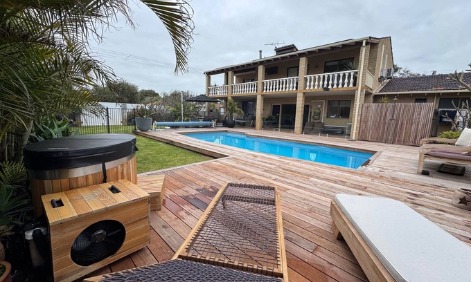West Busselton House | Ocean Oasis- Amazing location!