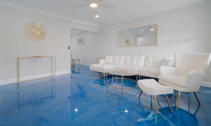 Poiciana Park II House | Ocean Oasis Apt B, Downtown, Beach, Dog Friendly, Shops