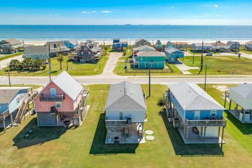 Freeport House | Ocean Pearl - Bay AND Gulf Views Near Beach