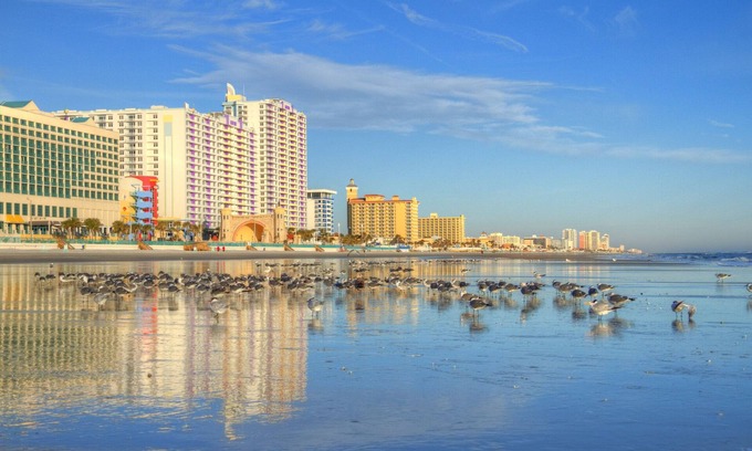 Daytona Beach Resort | Ocean View! Beach-side Sun and Daytona Fun!