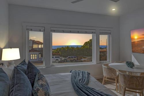 Laguna Beach House | Ocean VIEWS! Steps from Victoria Beach, Lux Design