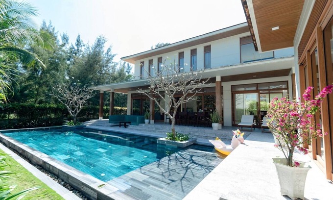 Ngu Hanh Son Villa | Ocean Villas Beach Resort