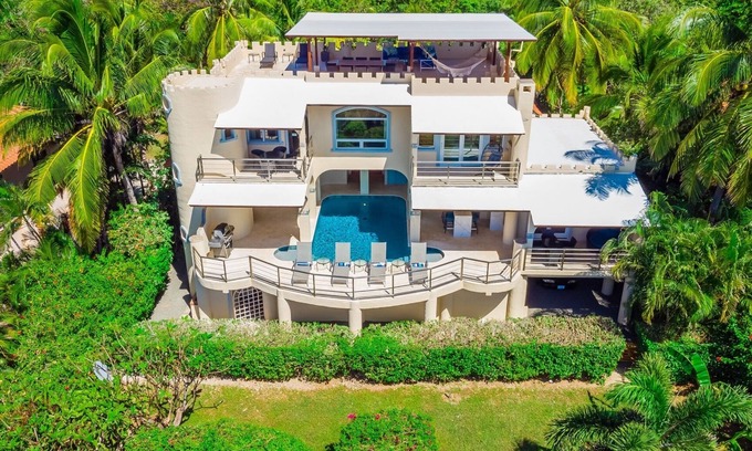 Playa Negra House | Oceanfront Dream Vacation Home with Incredible Views and Pool