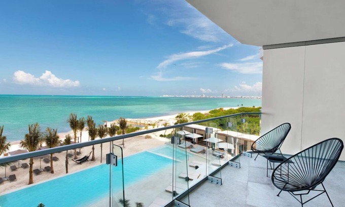 Downtown Cancun Hotel | Oceanfront Getaway | Spa, Marina, Swimming Pool + Puerto Cancun Golf