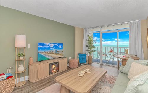 Arcadian Shores Apartment | Oceanfront Resort Escape, Pools, Hot Tubs, Direct Beach Access