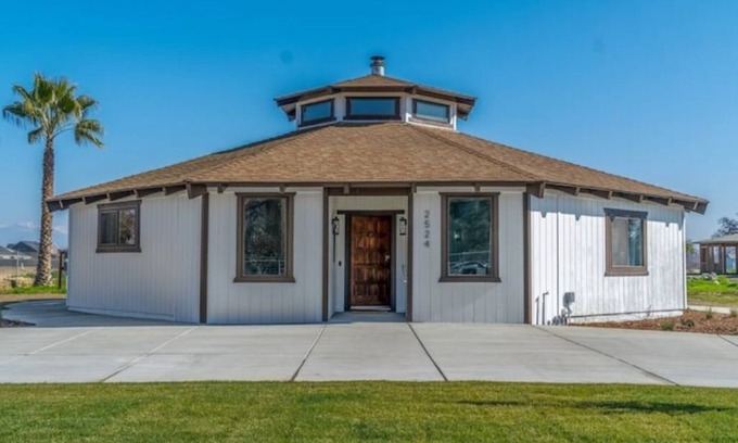 Visalia House | OctaFarmRetreat π³ Gateway To Sequoia Natl Park π