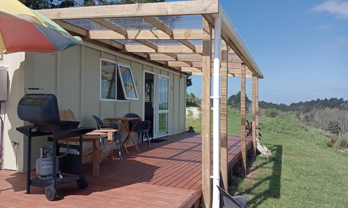 Mangawhai Cabin | Off Grid Big Sky Views