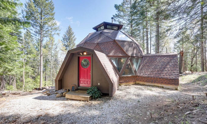 Nevada City Cabin | Off-Grid Geodesic Dome: Nevada City House w/Views