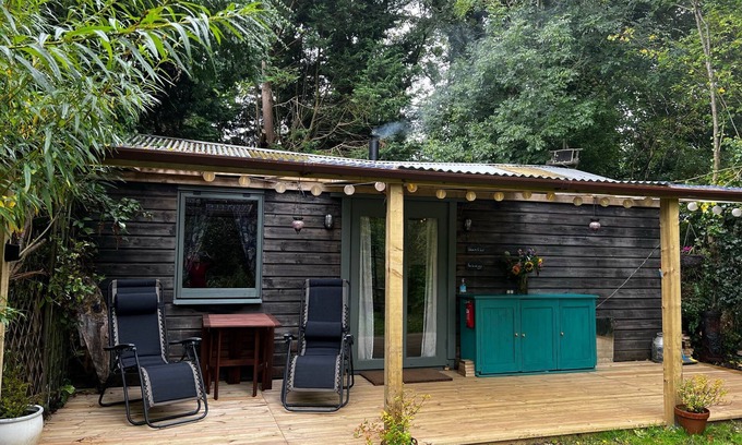 Fivelanes Cabin | Off the Beaten Shack