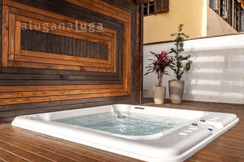 Vila Nova House | Ogram Houses espaço completo com jacuzzi + Praia