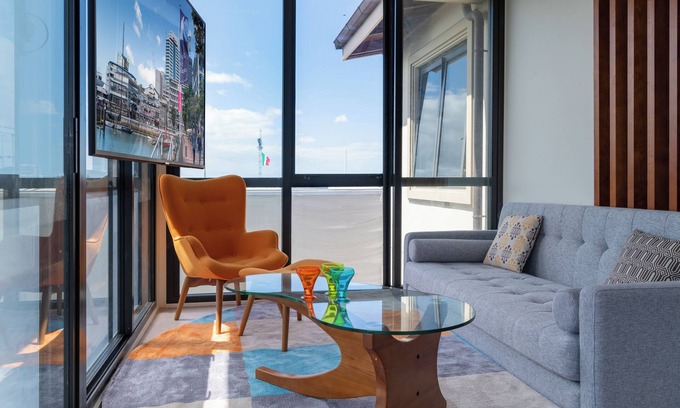 Auckland Central Business District Hotel | Ohtel Auckland