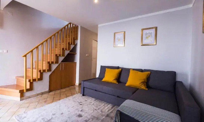 Santa Engracia Apartment | Ola Lisbon - Alfama II