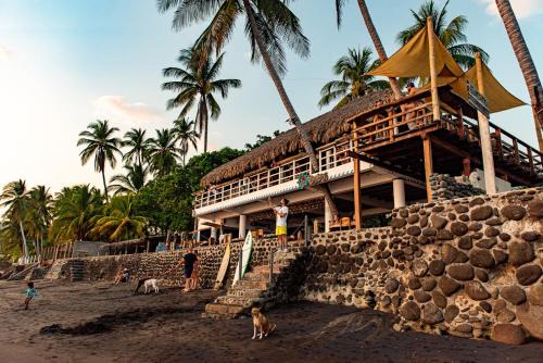 El Zonte Hotel | Olas Permanentes El Zonte