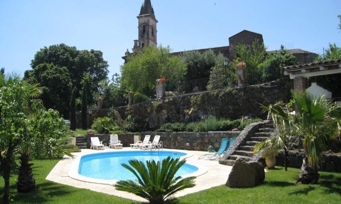 Trecastagni Villa | Old House of charm with swimming pool and panoramic view between Etna and sea