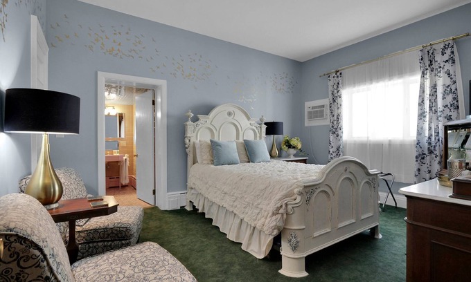 Olean Bed & Breakfast | Old Library Inn - J.R.R. Tolkien Room