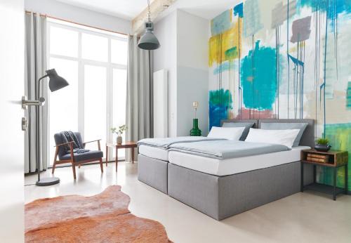 Mitte Apartment | OLD PRINTING HOUSE - Modern I City I 2 Min HBF I E-Ladesäule