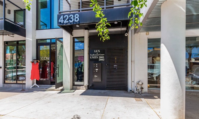 South Scottsdale Apartment | Old Town Studio Gym Biz Center Walk 2 Everything