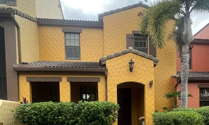 Ole House | Ole Condo in Lely Resort - 2 Beds and 2.5 Baths on Quad 2