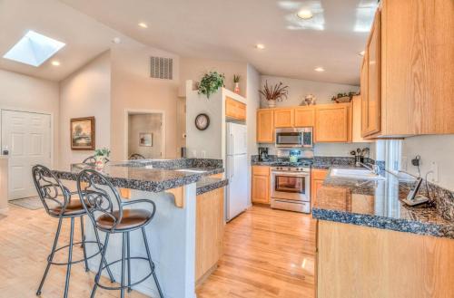 Deer Park House | Ollalie - Unit 7