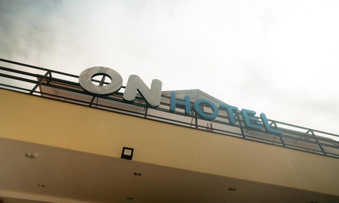 Clark Freeport Hotel | On Hotel