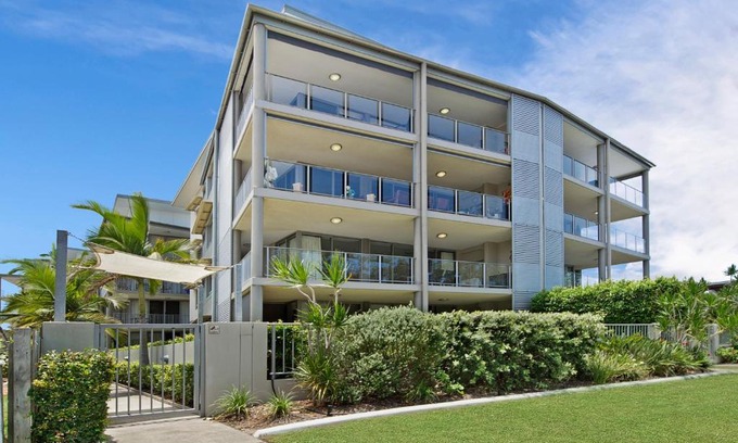 Bongaree Apartment | On the Bay Apartments