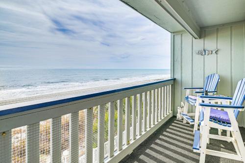 Surfside Beach Apartment | On-The-Beach Escape Oceanfront in Surfside!
