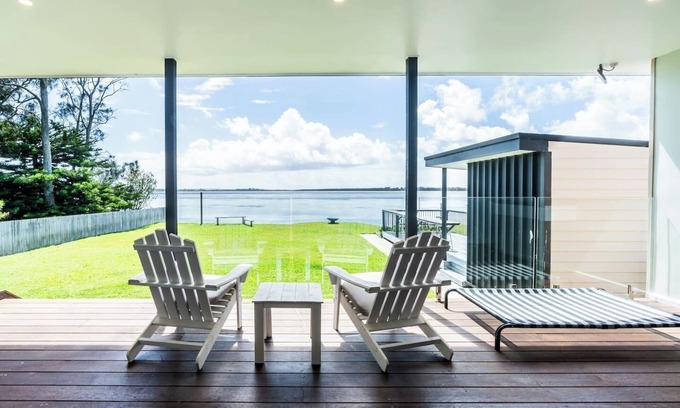 Gorokan House | On The Corso Sun soaked Serenity with Lake Access