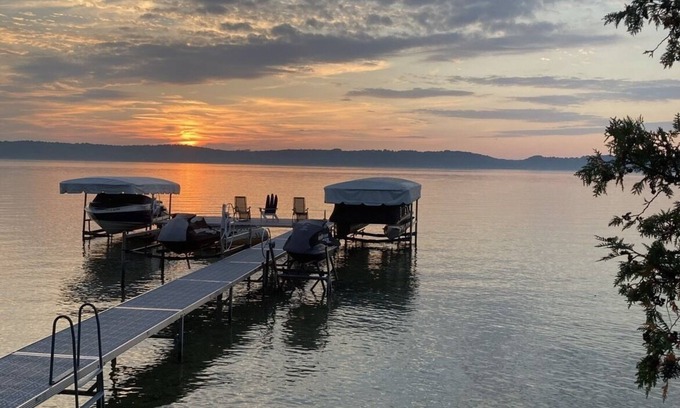 Clam River Cottage | ON TORCH LAKE! Open August 23-26, 2025