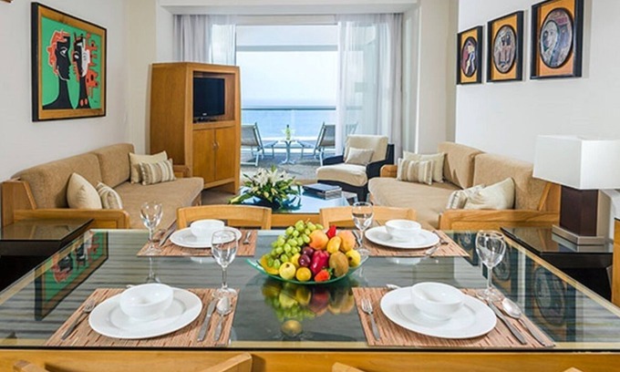 Playa Diamante Apartment | One bdrm Suite w/kitchenette with Ocean View in Acapulco