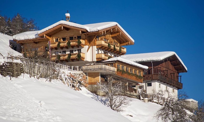 Zell am See Cabin | One-Bedroom Apartment with Breakfast - Pfefferbauer, Jausenstation