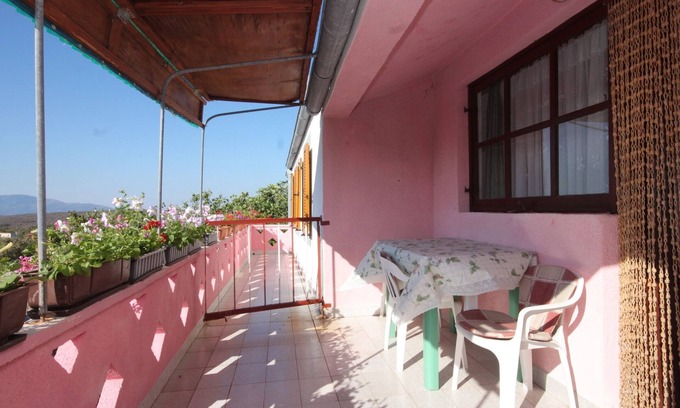 Sveti Jakov Apartment | One bedroom apartment with terrace Stivan, Cres (A-382-b)