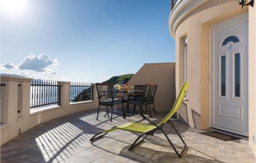 Komarna Apartment | One-Bedroom Apartment In Komarna