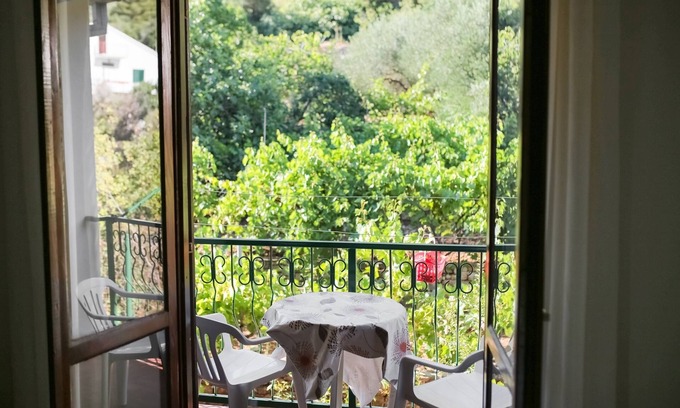 Podaca Apartment | One bedroom apartment with balcony Podaca, Makarska (A-11588-a)
