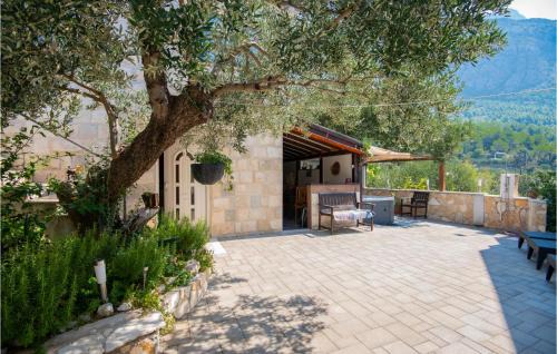 Veliko Brdo House | One-Bedroom Holiday Home With Sea View In Makarska