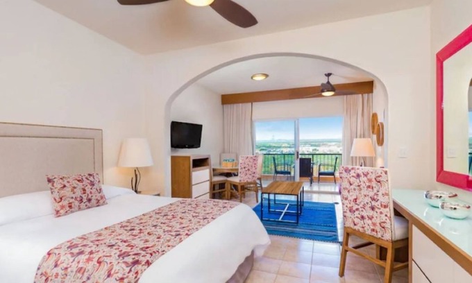 Arcos del Sol II Apartment | One bedroom luxury suite with fitness room, pools in beautiful Cabo San Lucas