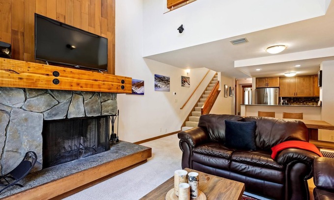 Tahoe City Condo | One Bedroom plus Loft River View Condo